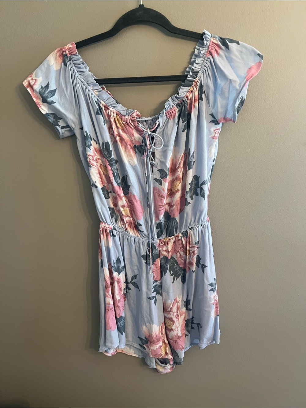 Kendall & Kylie Blue and Pink Floral Lace-Up Top